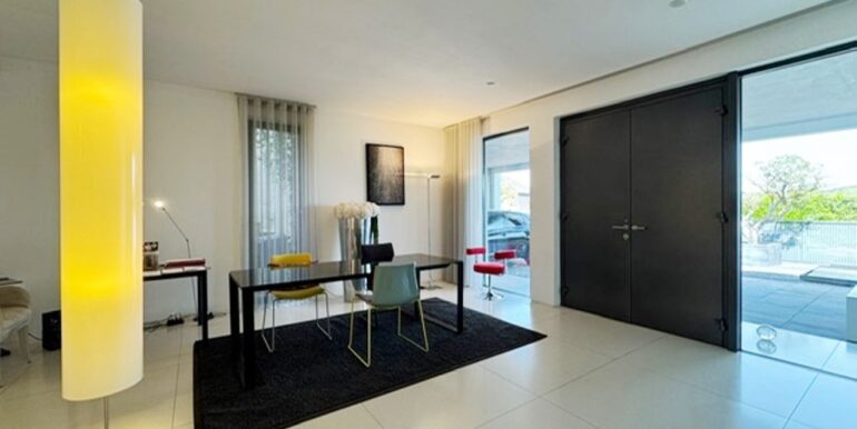 Entree / Büro