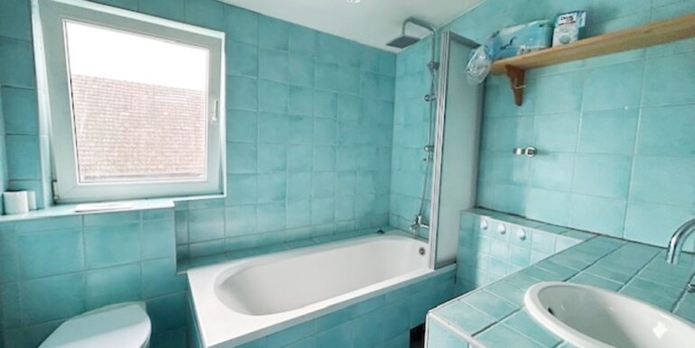 Badezimmer 2