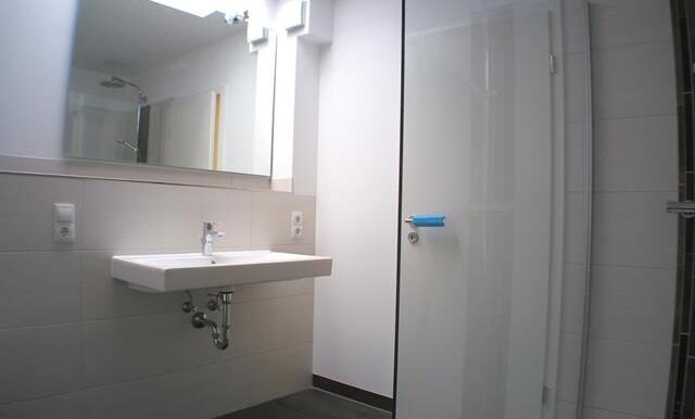 Badezimmer Ansicht 2