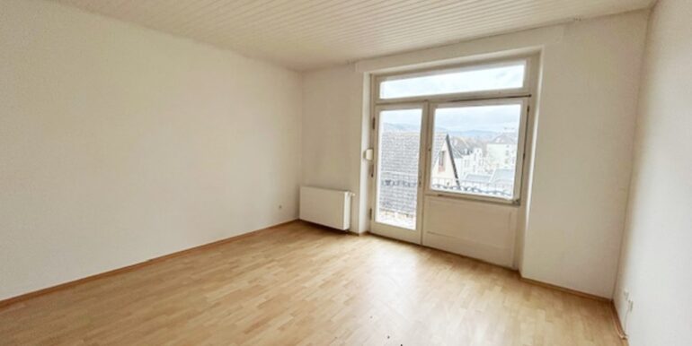 Wohnzimmer unmöbliert