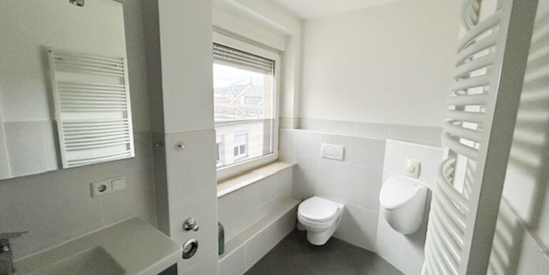 Badezimmer Ansicht 2