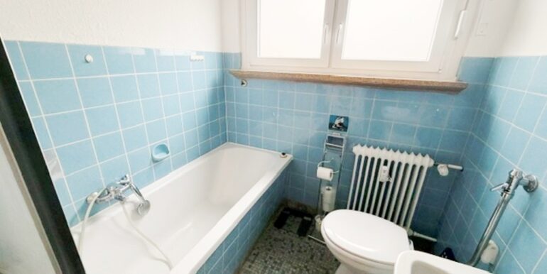 Badezimmer EG