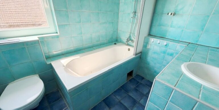 Badezimmer 2